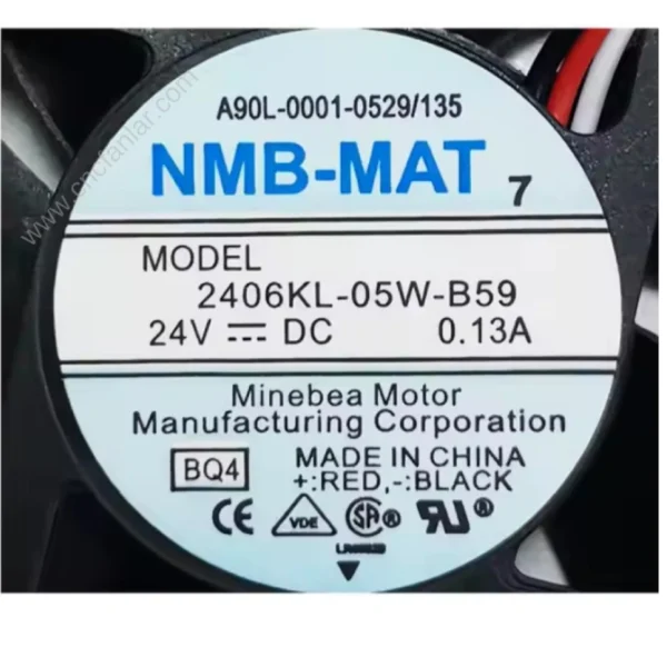 NMB Mat 7 serisi fan, 60x60x15 mm boyutlarında, 24V DC çalışma voltajı ve orijinal soket yapısıyla tasarlanmıştır.